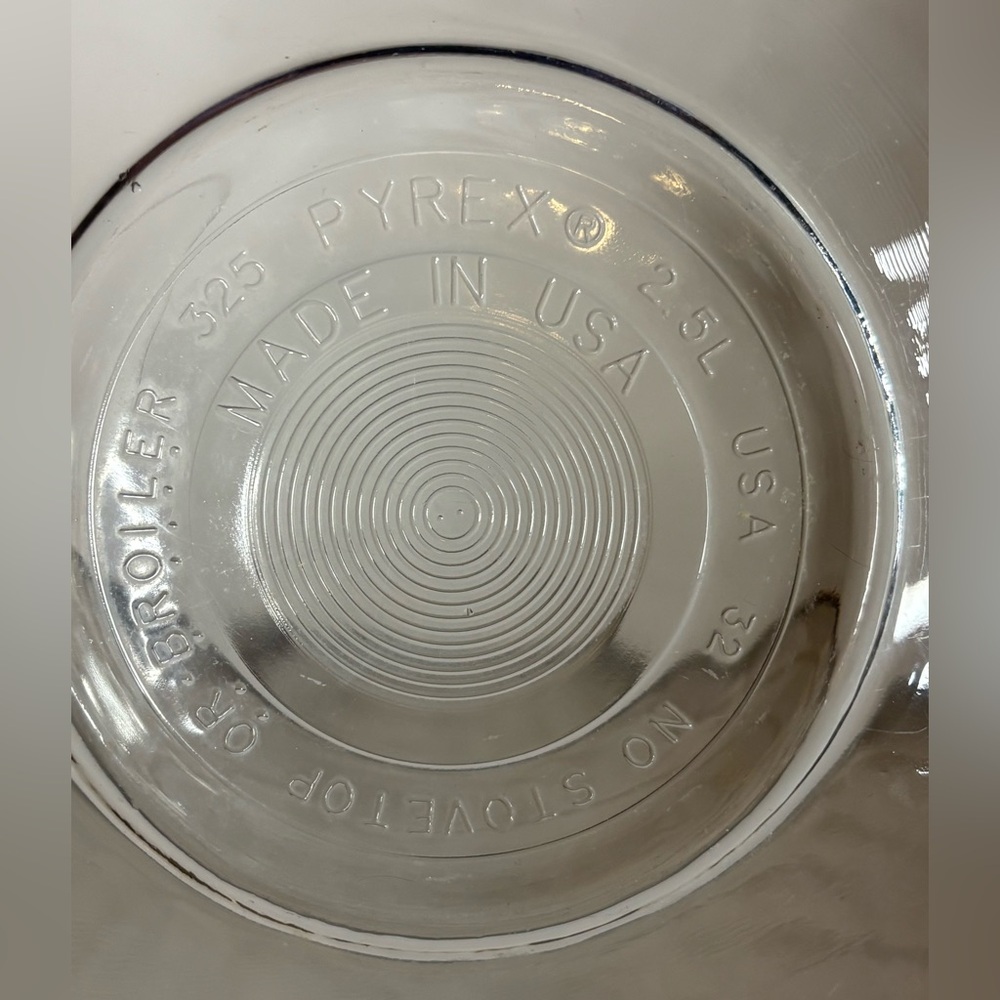 Vintage PYREX Mixing Bowl Clear Glass Ribbed 2.5L - Picture 5 of 5